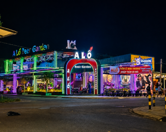 A LỐ BEER GARDEN